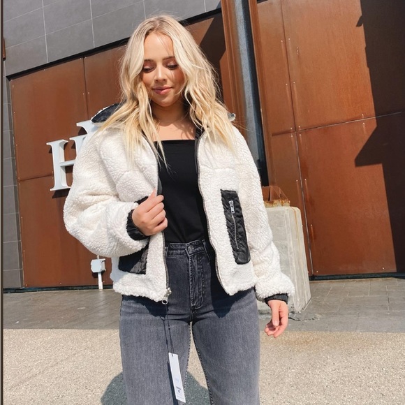 Madison The Label Aiden Reversible Jacket - Picture 1 of 9